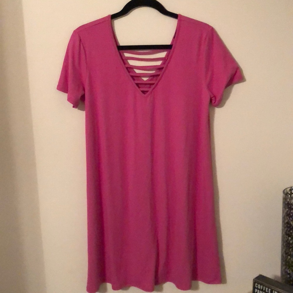 NWOT Women’s Sweet Claire Pink Tunic Size Large.